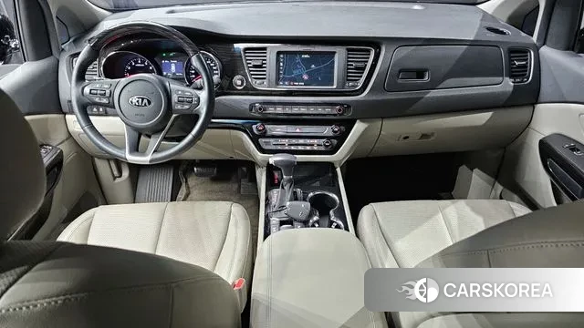 Kia The New Carnival id 3238984 из Кореи 17