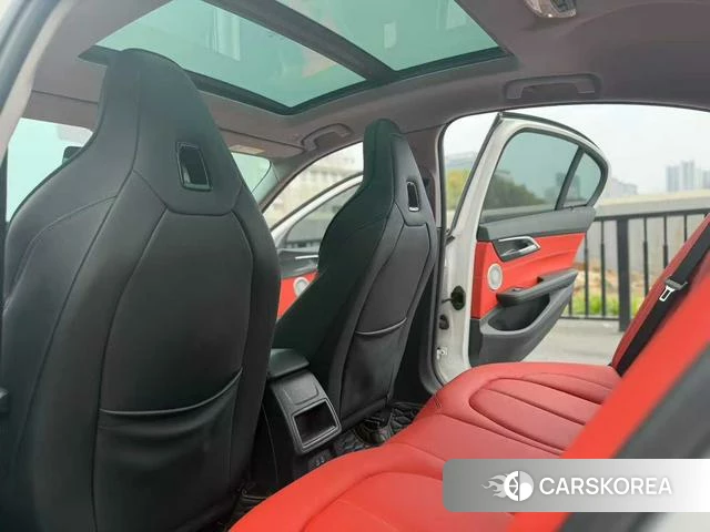 BMW 1 series id 4271871 из Китая 7