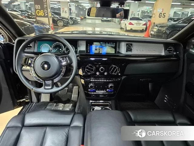 Rolls-Royce Phantom id 3139567 из Кореи 17