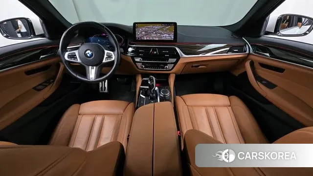 BMW 5 Series (G30) id 3012000 из Кореи 17