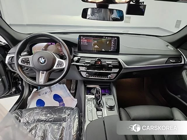 BMW 5 Series (G30) id 4223149 из Кореи 7