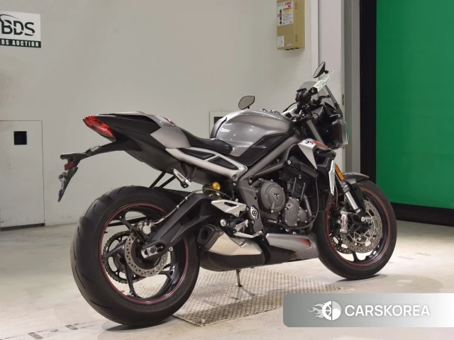 Triumph STREET TRIPLE 765 RS 2021 из Японии, фото 4