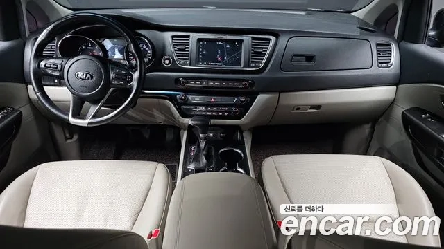 Kia The New Carnival id 2881809 из Кореи 17