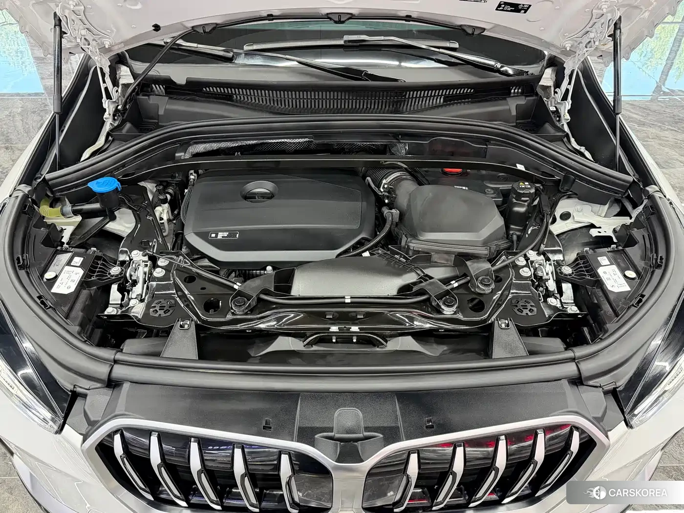 BMW X1 id 4589232 из Китая 17