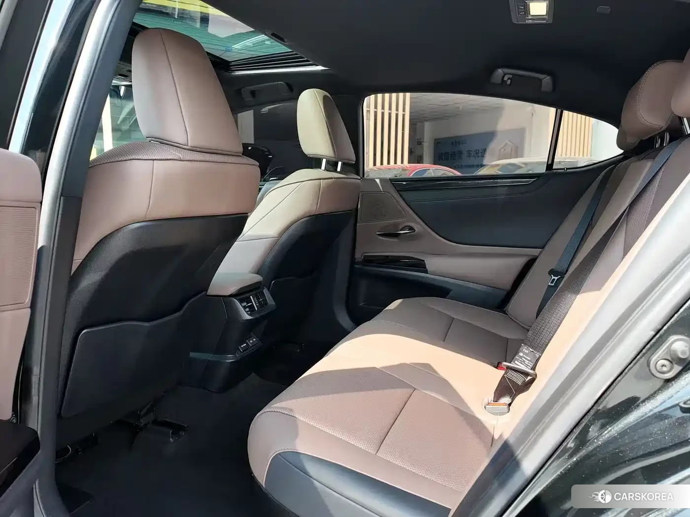 Lexus ES id 4601976 из Китая 7