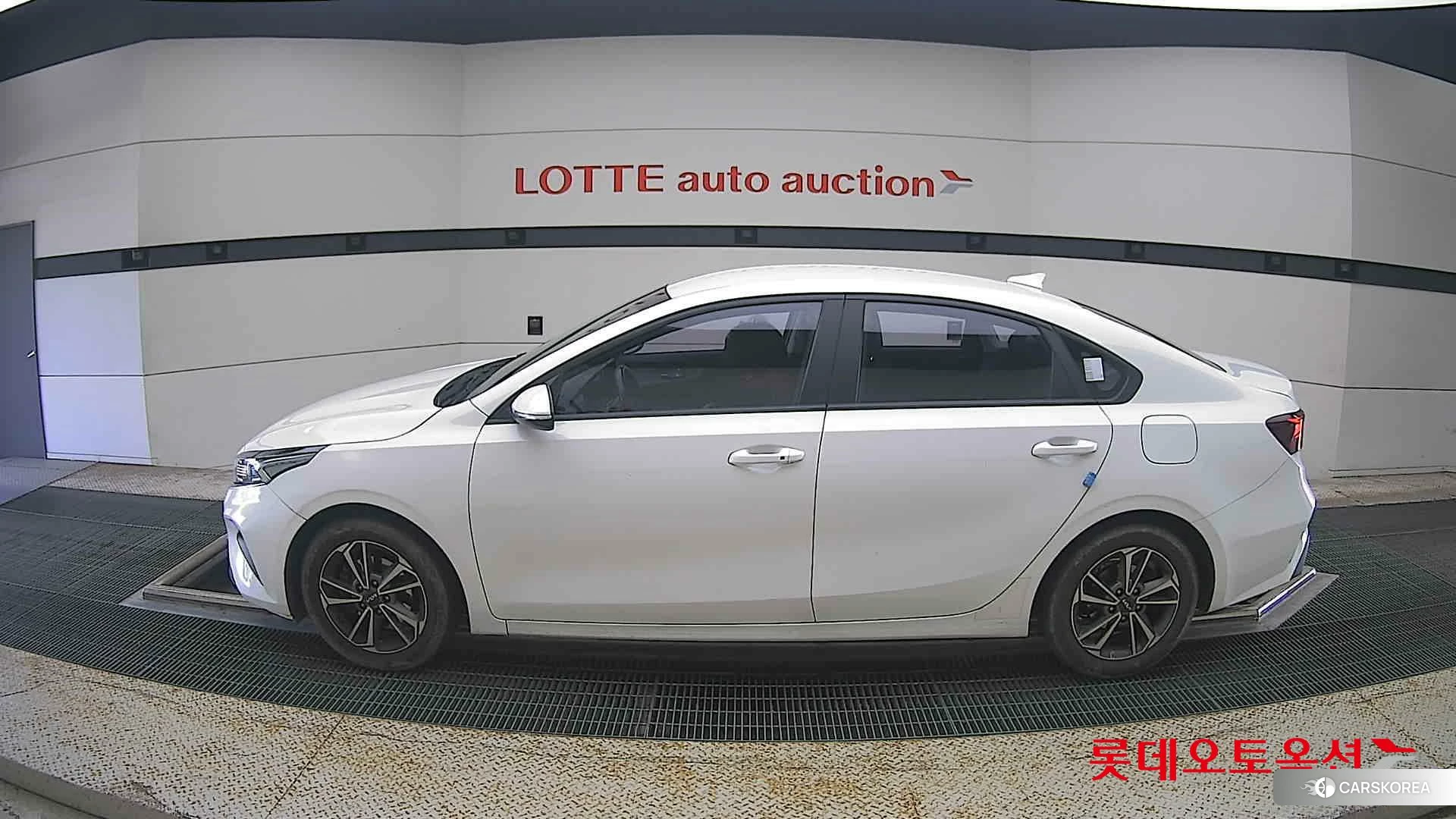 Kia K3 id 4909304 из Кореи 35