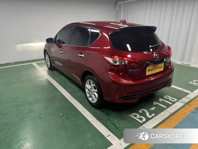 Nissan TIIDA id 4208688 из Китая 17