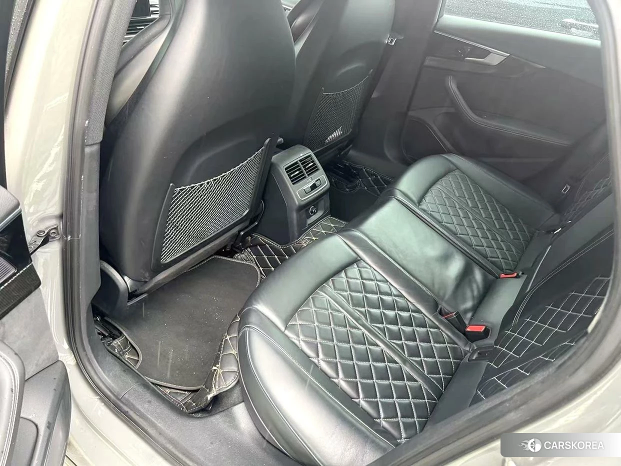 Audi S4 id 4486529 из Китая 7