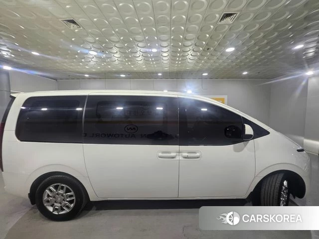 Hyundai Staria id 4202516 из Кореи 17