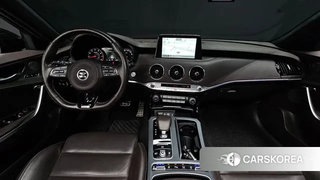 Kia Stinger id 3736274 из Кореи 17