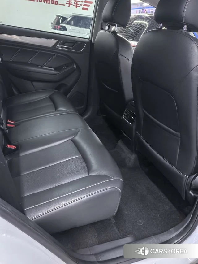 Roewe RX5 id 3890683 из Китая 7