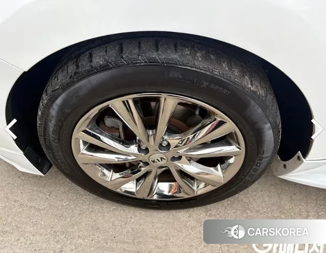 Kia The New Carnival id 3754551 из Кореи 16