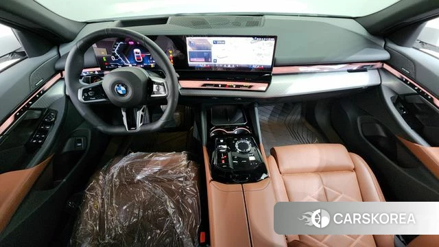 BMW 5 Series (G60) id 4222521 из Кореи 29