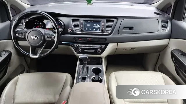 Kia The New Carnival id 3509980 из Кореи 17