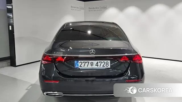 Mercedes-Benz E-Class W214 id 3549648 из Кореи 17