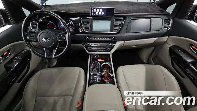 Kia The New Carnival id 2328924 из Кореи 17