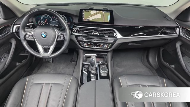 BMW 5 Series (G30) id 3924571 из Кореи 17