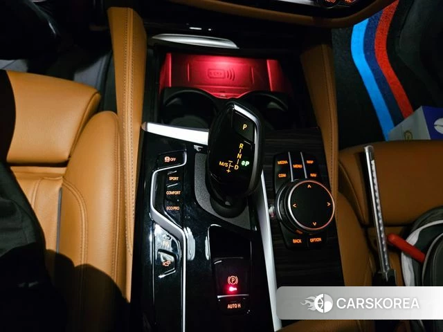 BMW 5 Series (G30) id 3819489 из Кореи 12