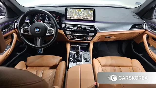 BMW 5 Series (G30) id 3054063 из Кореи 17