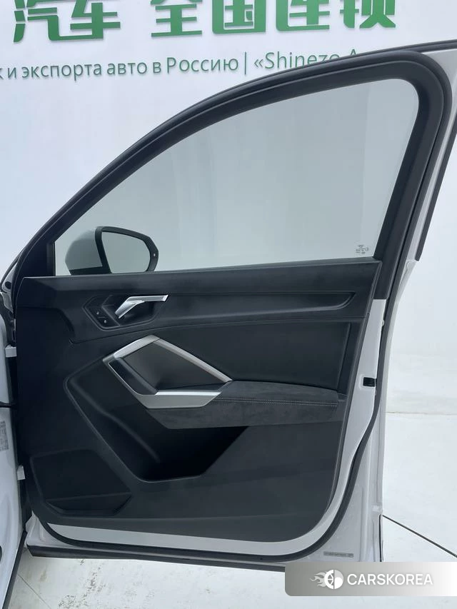 Audi Q3 id 4359078 из Китая 28