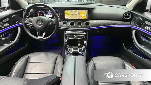 Mercedes-Benz E-Class W213 id 3814438 из Кореи 17
