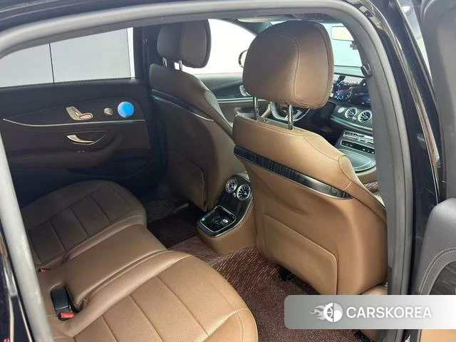Mercedes-Benz E-class id 4301039 из Китая 7