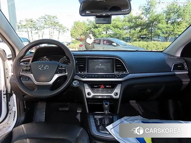 Hyundai Avante AD id 3434672 из Кореи 15