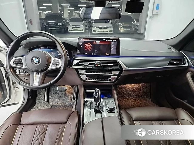 BMW 5 Series (G30) id 4480768 из Кореи 17