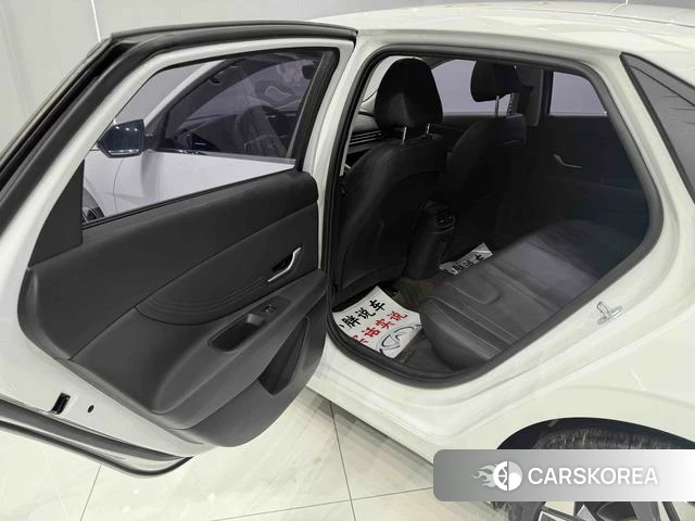 Hyundai Elantra id 4254107 из Китая 19