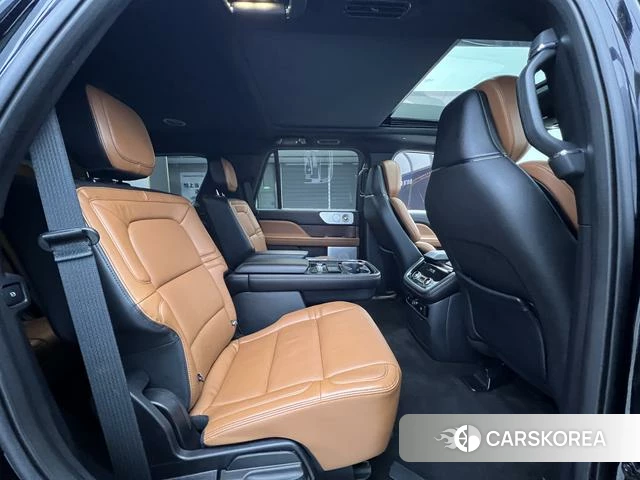 Lincoln Navigator id 4208119 из Китая 32