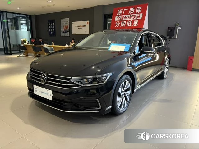 Volkswagen Magotan PHEV id 4261102 из Китая 7