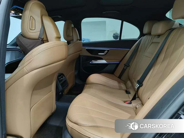 Mercedes-Benz E-class (imported) id 3908791 из Китая 19