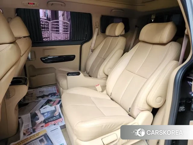 Kia The New Carnival id 3687132 из Кореи 16