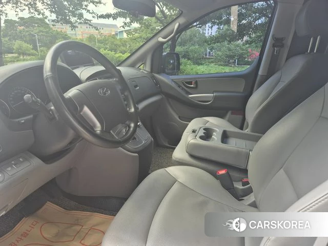 Hyundai The New Grand Starex id 4595113 из Кореи 17