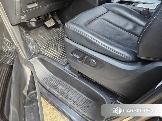 Hyundai Staria id 3654755 из Кореи 12