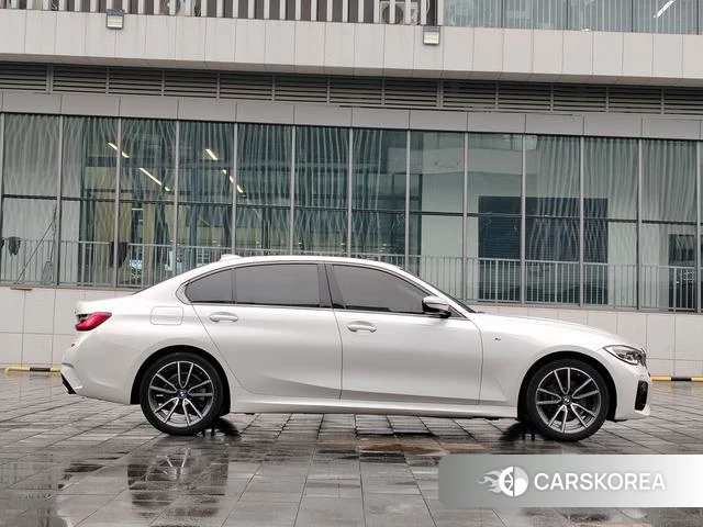 BMW 3 series id 4277887 из Китая 14