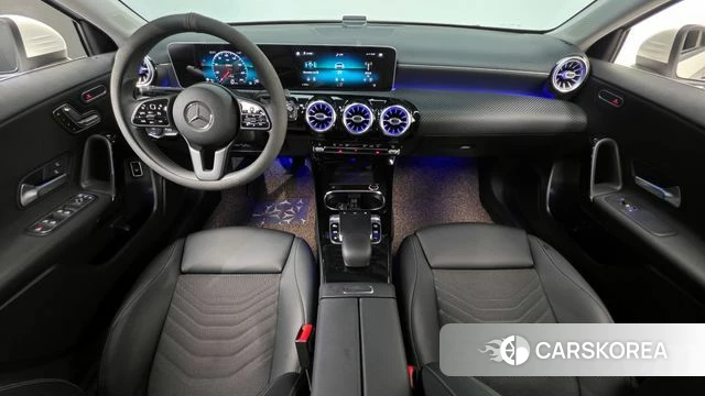 Mercedes-Benz A-Class W177 id 4384206 из Кореи 17