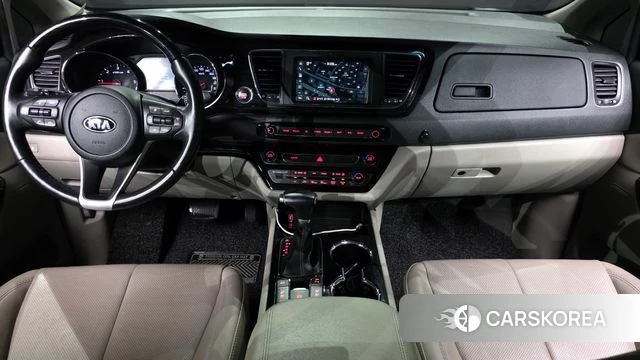 Kia The New Carnival id 4390454 из Кореи 32