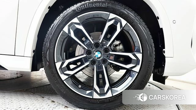 BMW X1 (U11) id 3786754 из Кореи 17