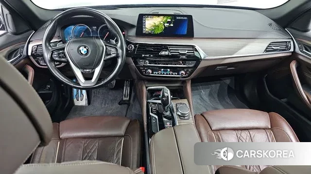 BMW 5 Series (G30) id 3563347 из Кореи 17