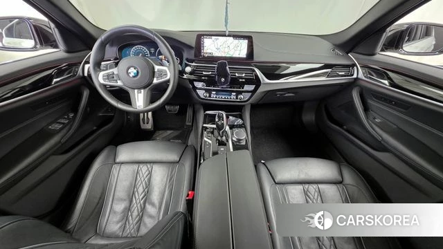 BMW 5 Series (G30) id 3844848 из Кореи 17