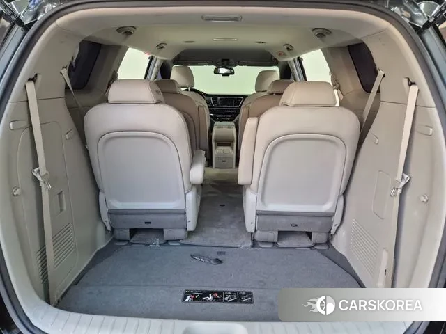 Kia The New Carnival id 3736883 из Кореи 17