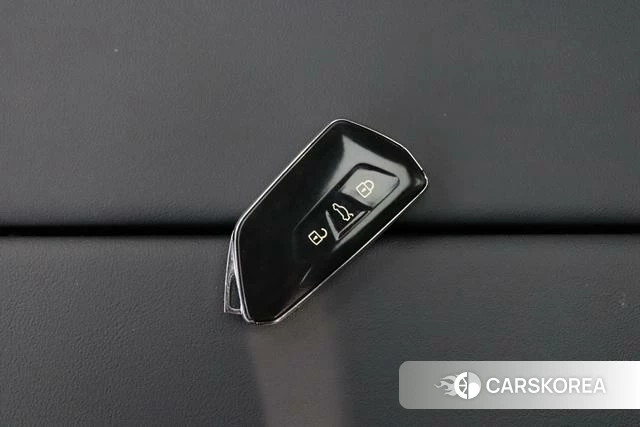 Volkswagen Tourang id 4334781 из Китая 17