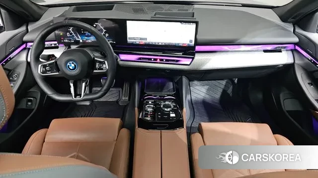 BMW 5 Series (G60) id 3700699 из Кореи 17