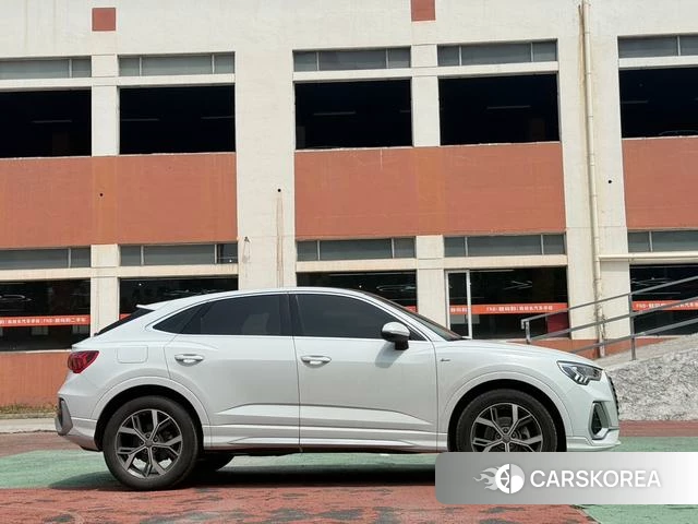 Audi Q3 Sportback id 4272643 из Китая 18
