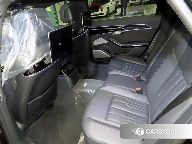 Audi A8 (D5) id 3524751 из Кореи 17