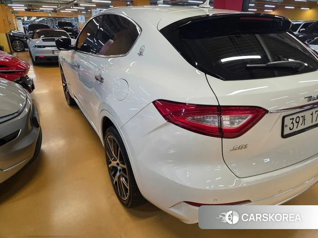 Maserati Levante id 4551862 из Кореи 17