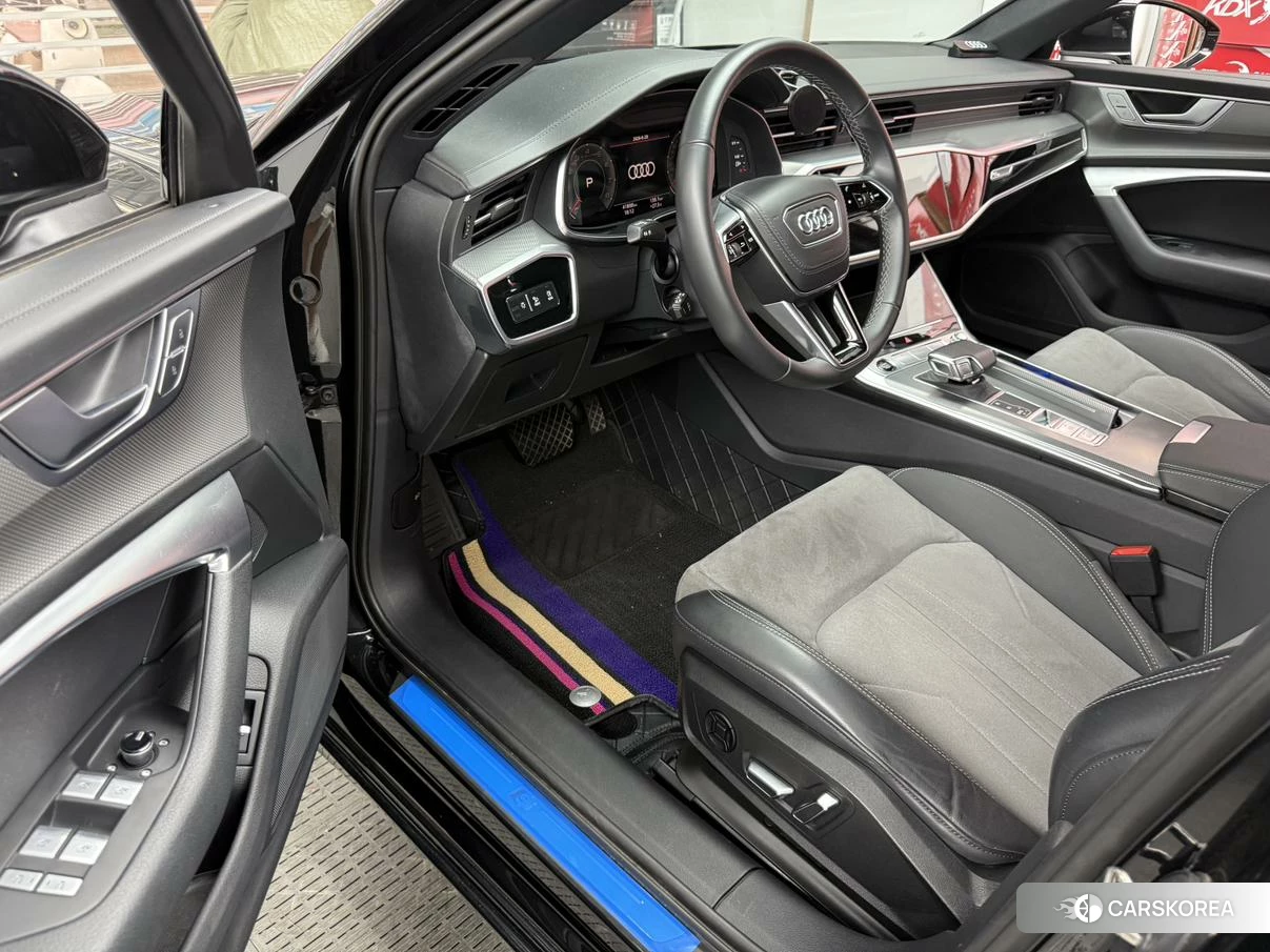 Audi A6L id 4514786 из Китая 7