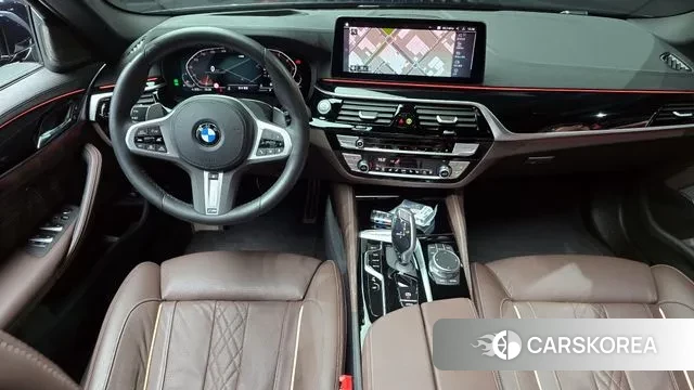 BMW 5 Series (G30) id 3153914 из Кореи 17