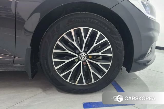 Volkswagen Sagitar id 3785916 из Китая 14
